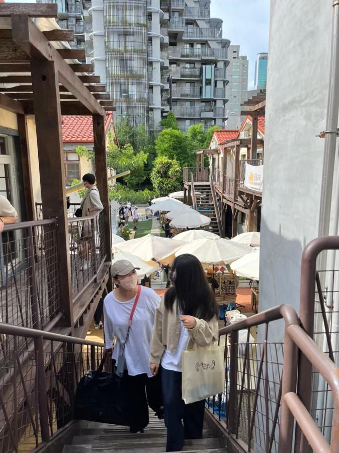 Dope Hostel Taichung Buitenkant foto