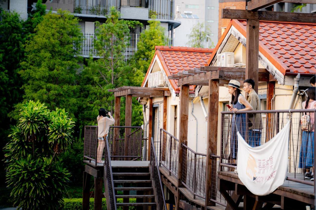 Dope Hostel Taichung Buitenkant foto