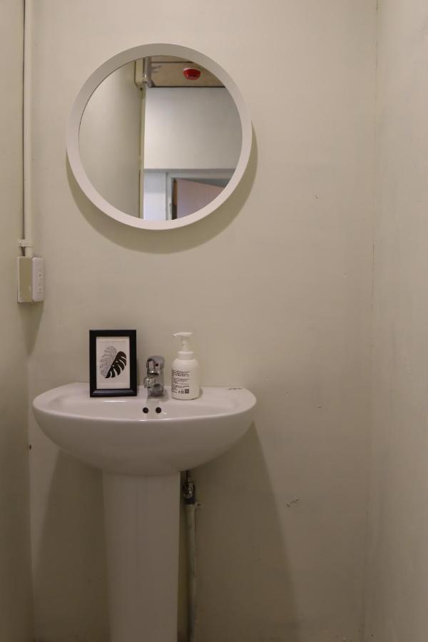 Dope Hostel Taichung Buitenkant foto