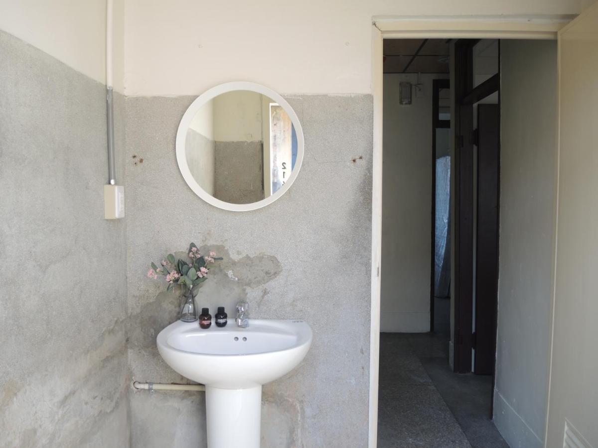 Dope Hostel Taichung Buitenkant foto